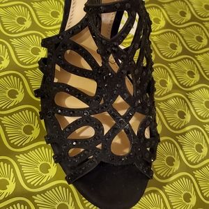 Gianni Bini Strappy Sandals NIB Sz 6/7